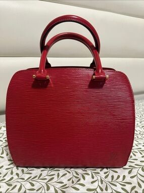 Louis Vuitton Epi Pont Neuf Handbag